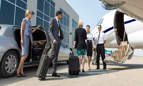 Corporate Airport Transfers in Seattle, WA