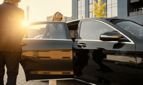 Hourly Corporate Shuttle Service Seattle, WA