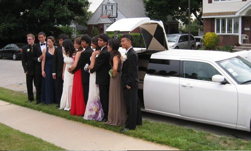 Prom & Graduation Limousine Service Seattle, WA